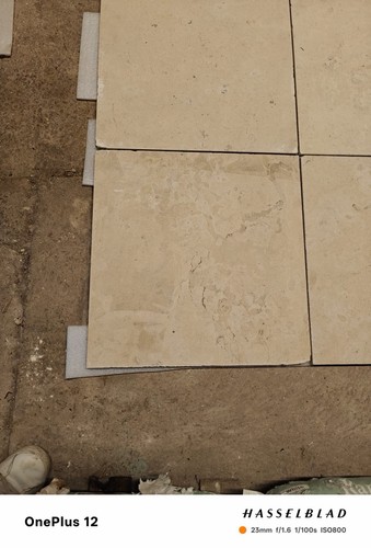 28m limestone cabochon floor - 28m²,