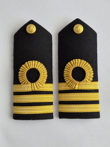 Royal navy commander - royal,