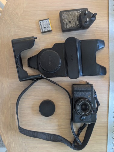 Fujifilm x10 0mp camera - fujifilm,