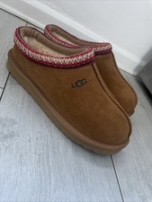 Ugg Tasman Size 5 In Chestnut