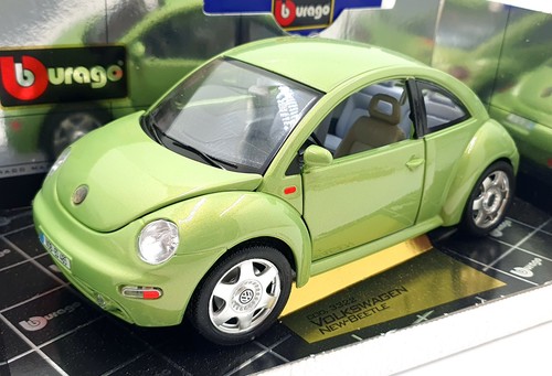 Burago scale diecast 3322 - burago,