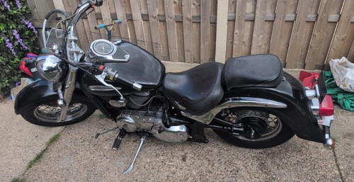 Suzuki vl800 2001 breaking - suzuki,