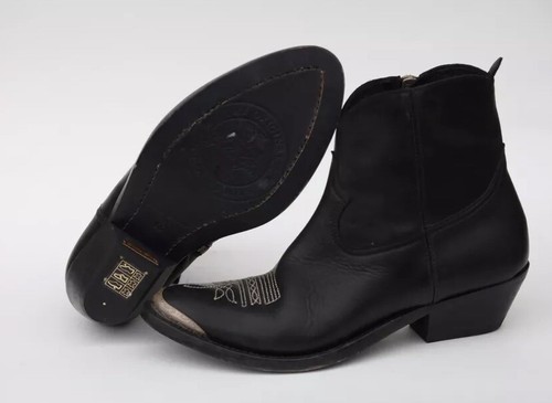 Golden goose young - golden,