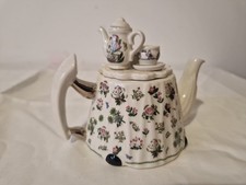 Vintage Botanic Garden Tea Pot