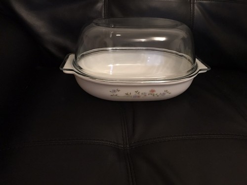 Vintage pyrex dish with - pyrex,
