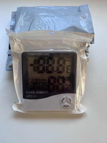 Thermometer with humidity and - humidity,
