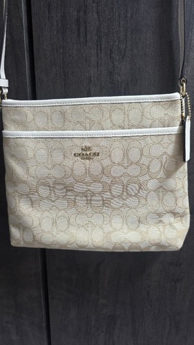 Coach signature shoulder bag - signature,
