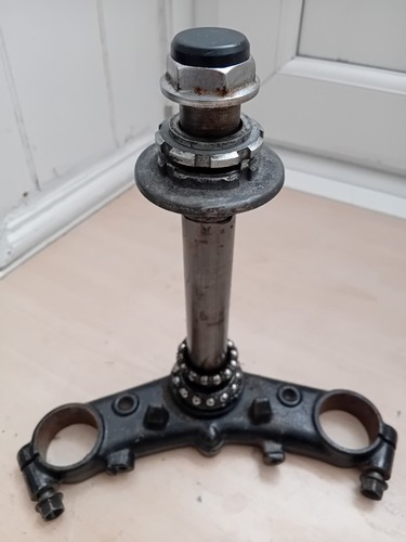Bottom lower fork yoke - fork,