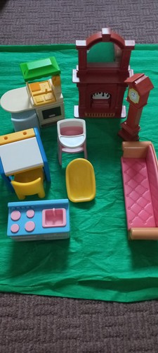 Little tikes dollshouse - little,