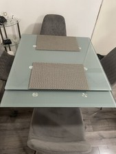 dinning table and chairs