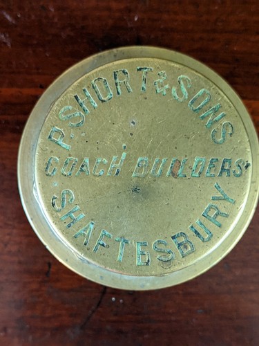 Brass coach hub - brass,