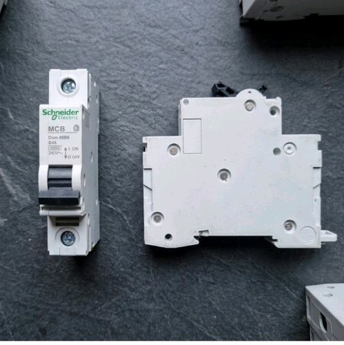 Dom schneider electric amp - schneider,