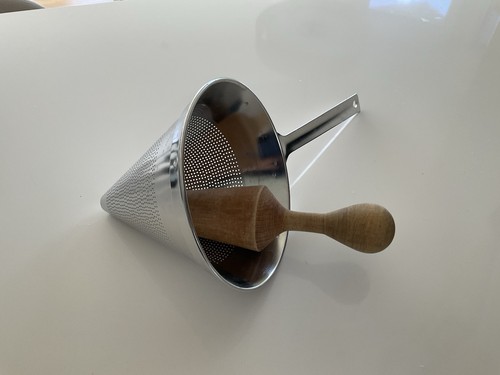 Stainless steel cone strainer - stainless,