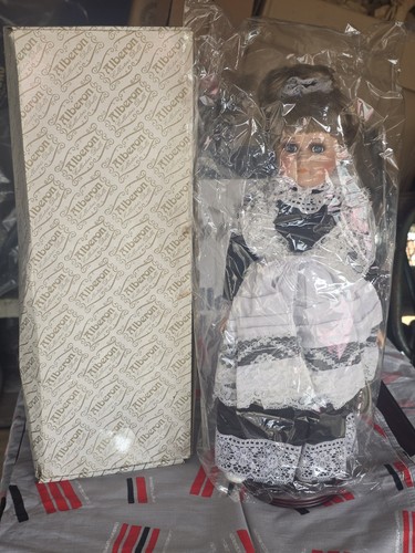 Alberon collector doll named - collector's,