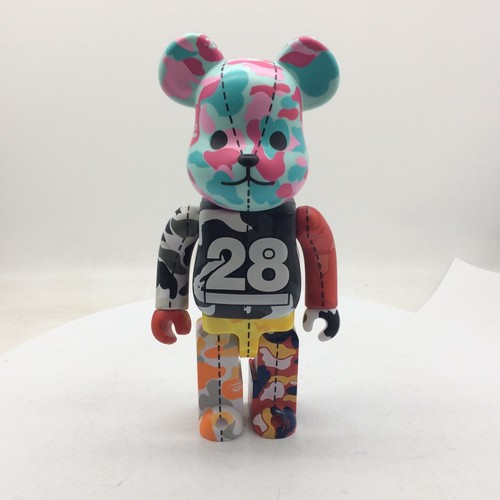 Medicom bearbrick rbrick - medicom,