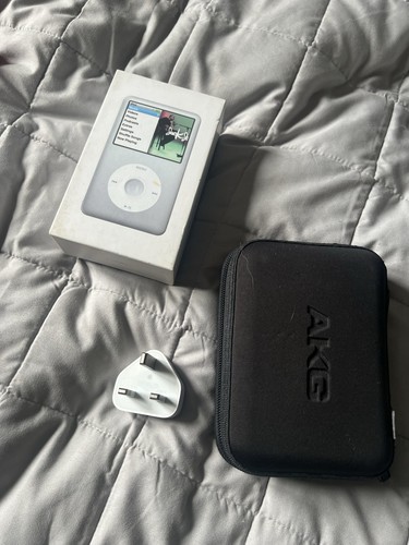 Ipod classic 120gb silver and - ipod,