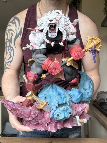 Battle beast invincible figure - battle,