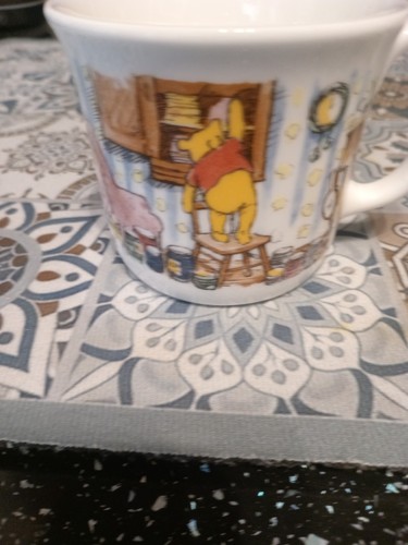 Royal doulton winnie the pooh - winnie,