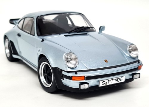 Porsche 911 930 - 1/18, turbo