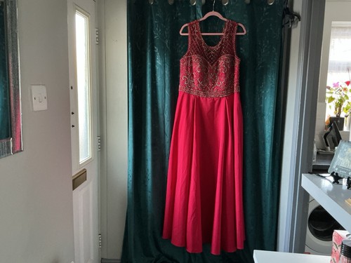 Red prom dress size - red, 18