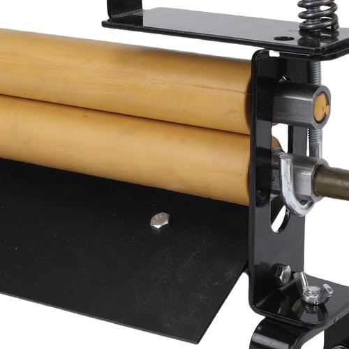 Clothes wringer removes of - clothes,
