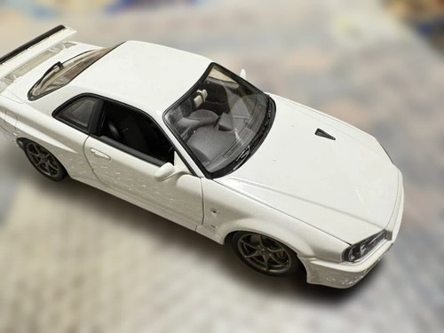 Autoart nissan skyline - nissan,