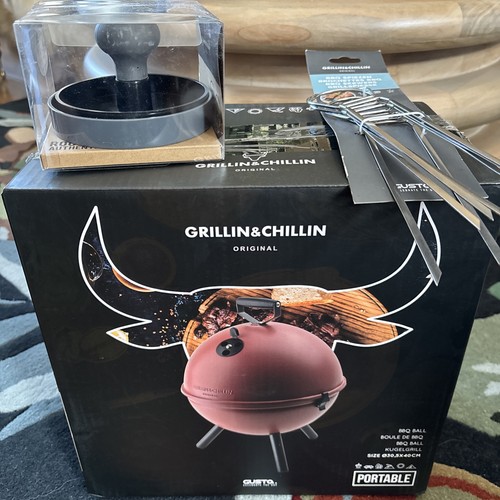 Gusta grillin chillin red - chillin,