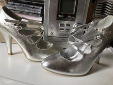 Nice Shoes,dice 5