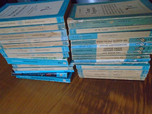 Job lot pelican books 27 - books,