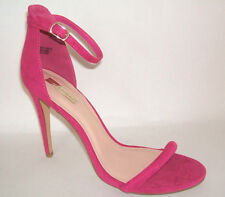 SIZE 7 8 NARROW FIT CERISE