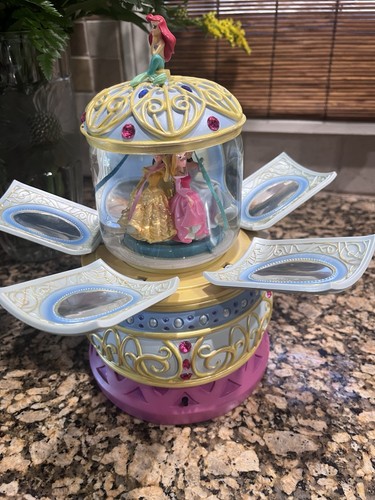 Disney princess carousel - disney, snow