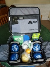 Aero  blue  bowling set, size H1, very little used, includes bag and accessories