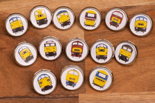 Diesel loco pin badge - loco,