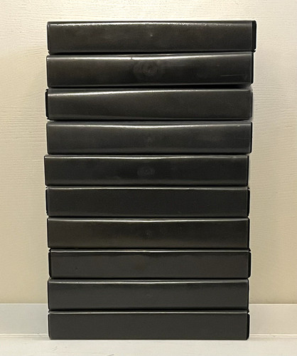 Vhs cases empty black - x,