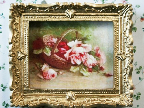 Dolls house basket rose - of,