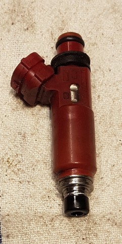 Mazda rx8 red - fuel, injector