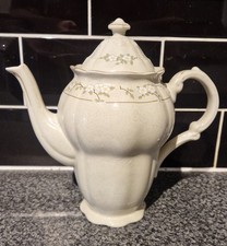 Floral Lambethware Royal