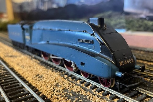 Hornby gauge 372 - gauge, lner