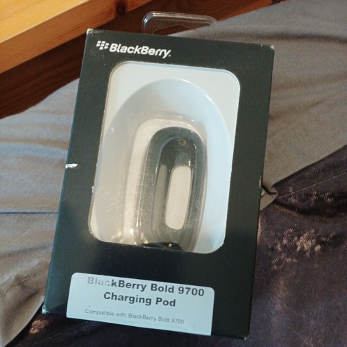 Genuine blackberry bold 9700 - genuine,