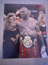Evander Holyfield Signed 8x10 