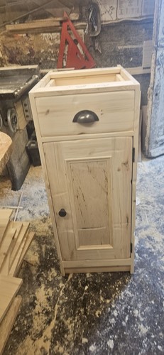 Bespoke kitchen cabinets - bespoke,