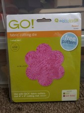 Accuquilt Go! 55446 Flower Fabric Cutting Die.