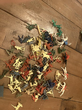 Collection of Airfix HO/OO Scale Model / Toy Soldiers 1970s Free Postage
