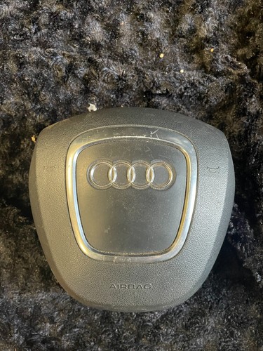 Audi steering wheel - ⭐audi,