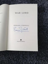 BERNARD CORNWELL: WAR LORD