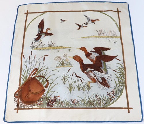 Flying ducks silk - flying,