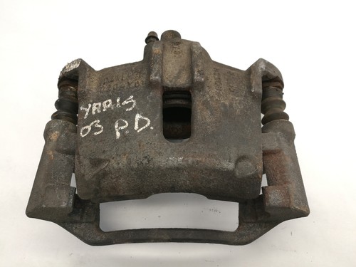 Toyota yaris front right - p1,