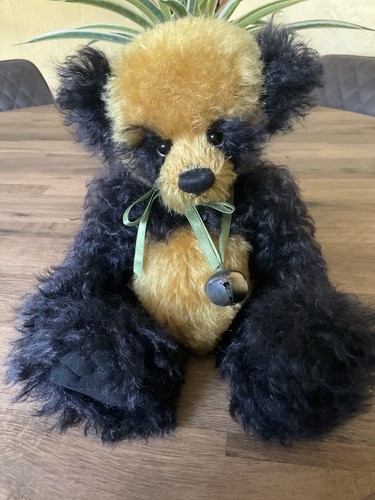 Charlie bears bear - bears/,