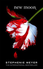 New Moon: 2 (Twilight Saga) by Meyer, Stephenie Paperback Book The Cheap Fast