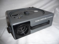Slide projector KODAK SA-V2000 100mm  lens CAROUSELdoes not move  + PDF INFO